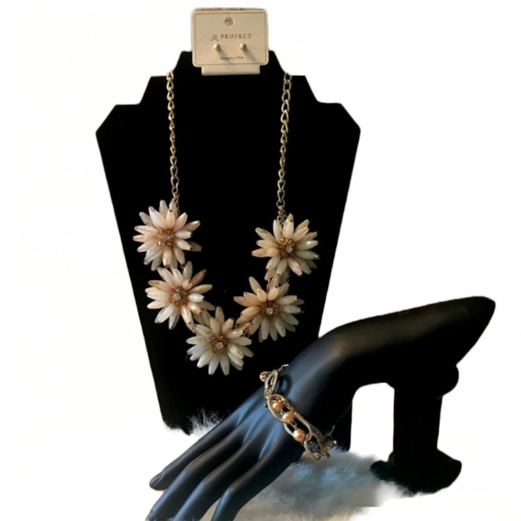 Necklace, Earrings And Bracelet Bundle Nwt